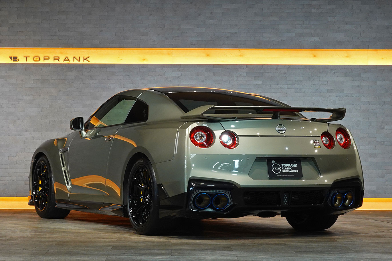 日産 GT-R R35 GT-R, Track edition engineered by NISMO T-Spec MY24・T-Spec専用色：ミレニアムジェイド-JW0-・メーカーOP：Reacaro製カーボンバックバケットシート
