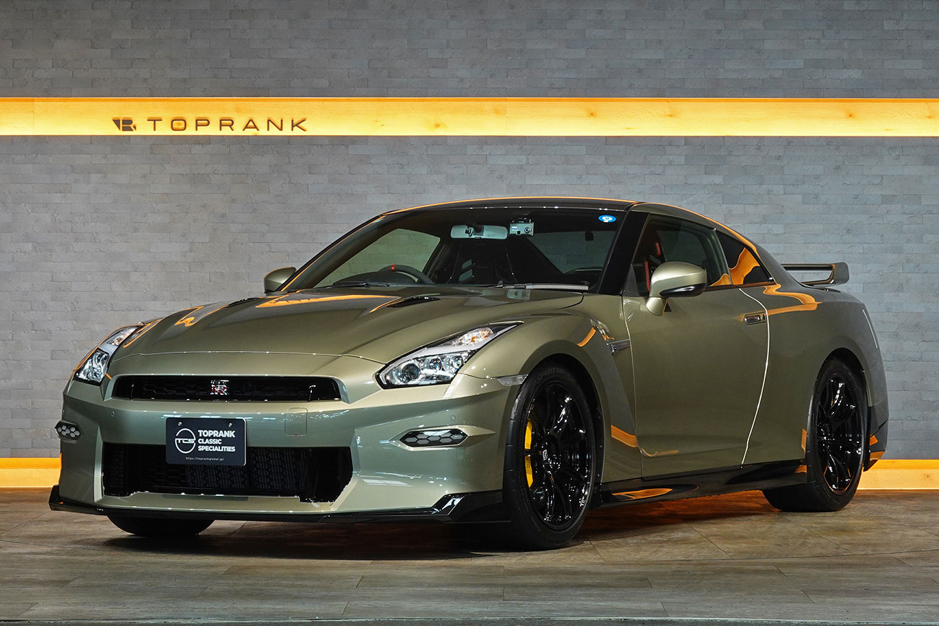 日産 GT-R R35 GT-R, Track edition engineered by NISMO T-Spec MY24・T-Spec専用色：ミレニアムジェイド-JW0-・メーカーOP：Reacaro製カーボンバックバケットシート
