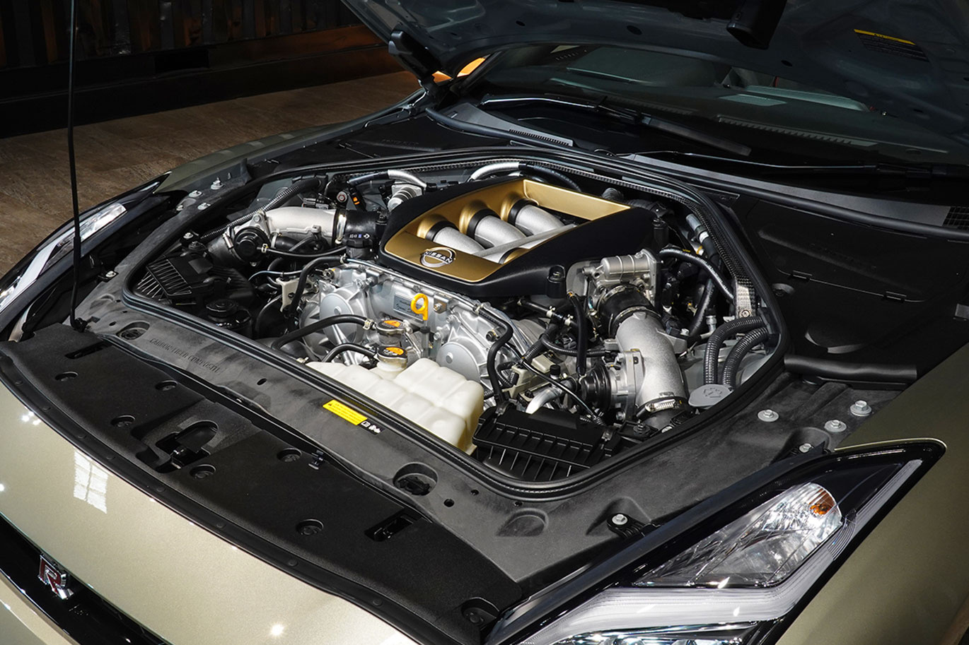日産 GT-R R35 GT-R, Track edition engineered by NISMO T-Spec MY24・T-Spec専用色：ミレニアムジェイド-JW0-・メーカーOP：Reacaro製カーボンバックバケットシート