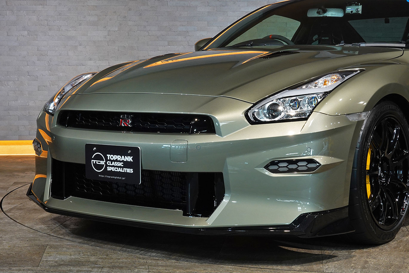 日産 GT-R R35 GT-R, Track edition engineered by NISMO T-Spec MY24・T-Spec専用色：ミレニアムジェイド-JW0-・メーカーOP：Reacaro製カーボンバックバケットシート
