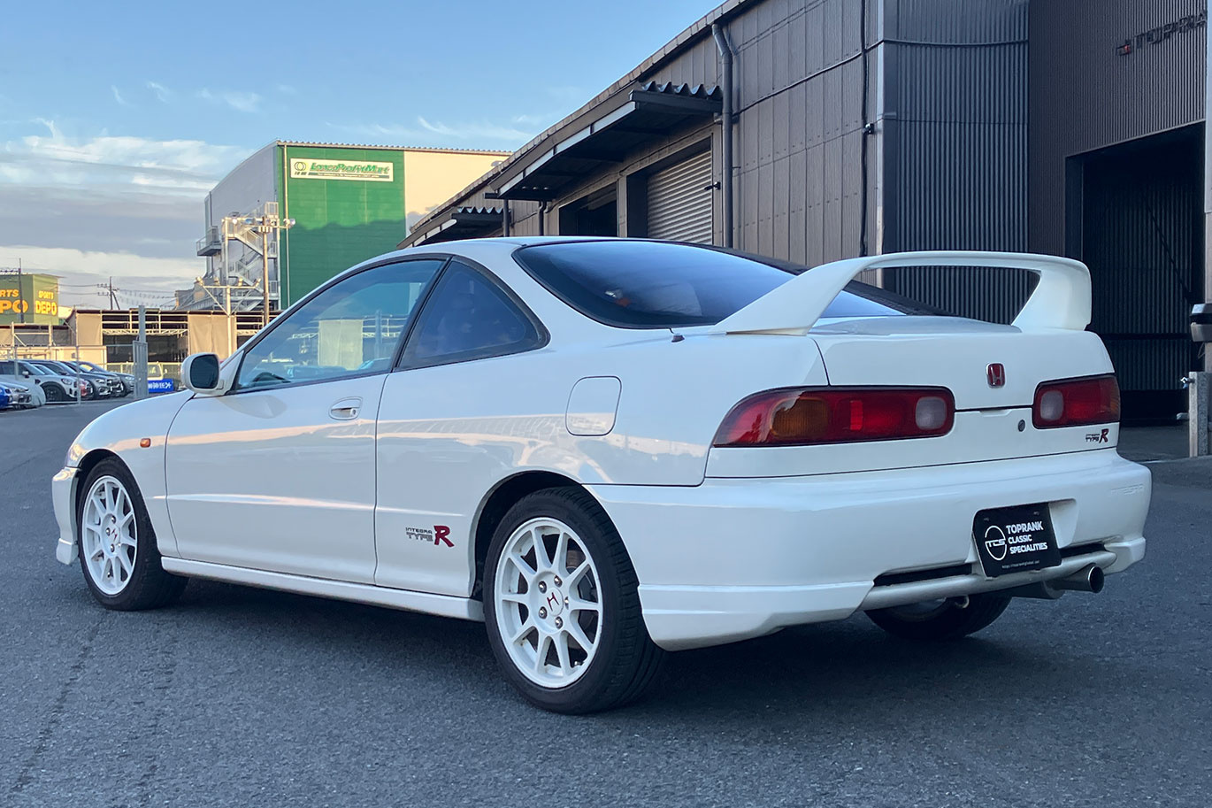 ホンダ インテグラタイプR DC2 インテグラ タイプR 98スペック・130系・チャンピオンシップホワイト・レカロシート・クスコ車高調・スプーンタワーバー