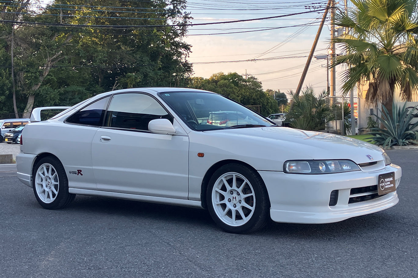 ホンダ インテグラタイプR DC2 インテグラ タイプR 98スペック・130系・チャンピオンシップホワイト・レカロシート・クスコ車高調・スプーンタワーバー