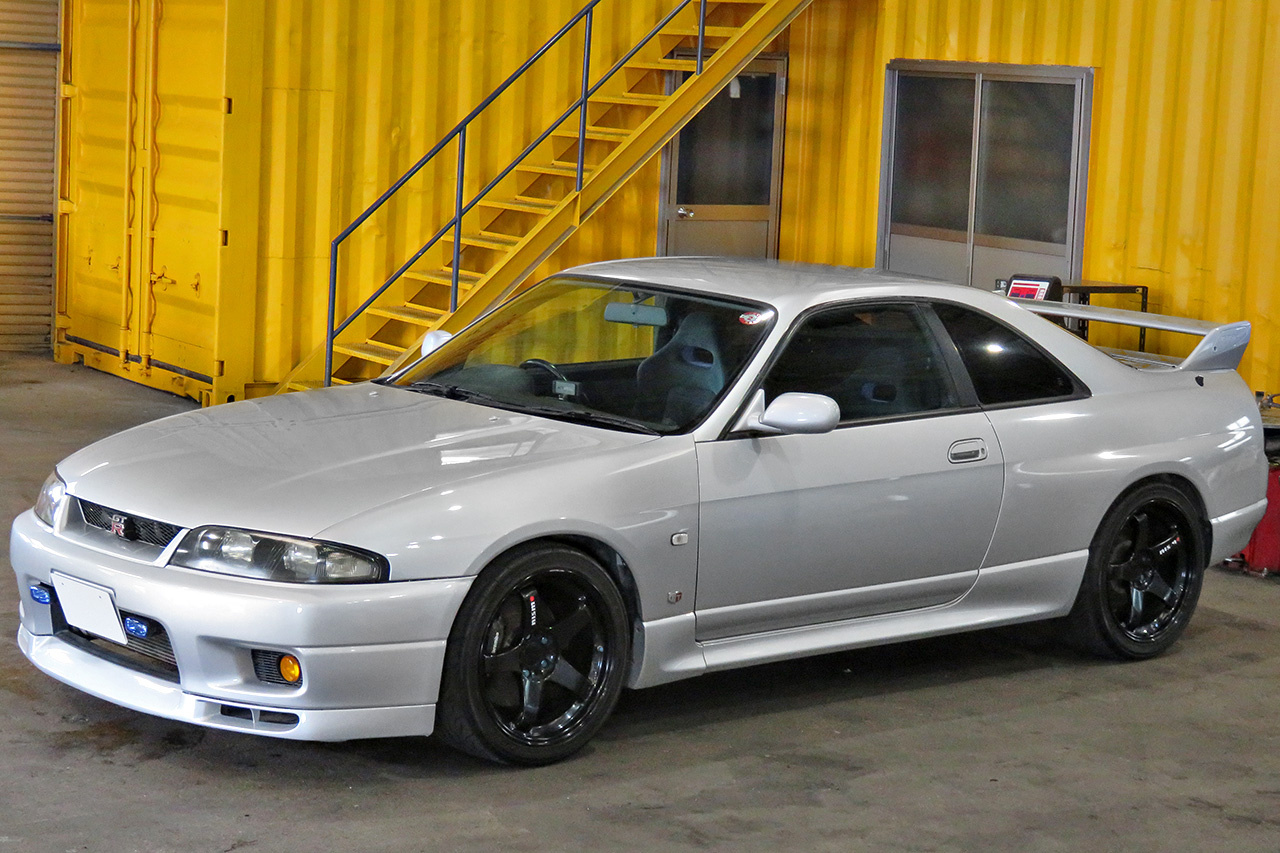 日産 スカイラインGT-R GT-R