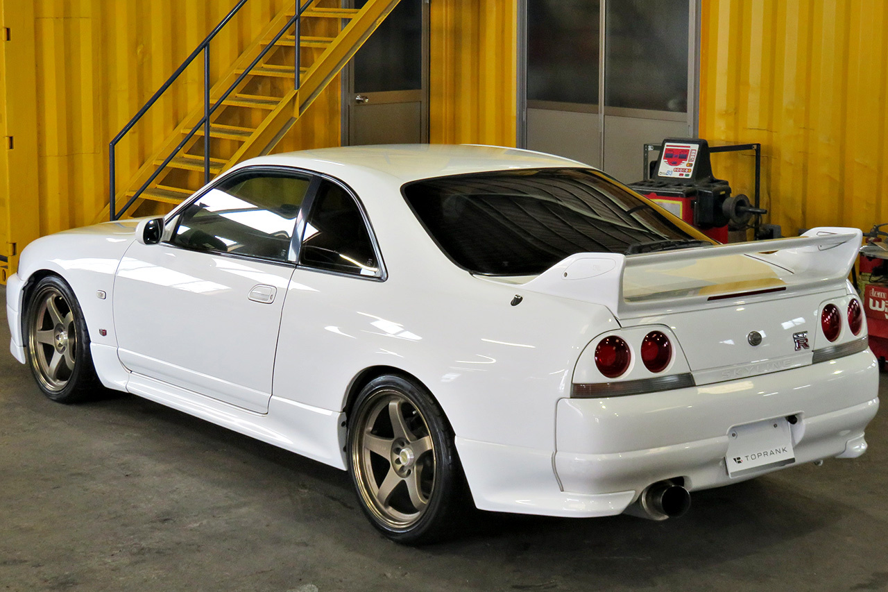 日産 スカイラインGT-R GT-R