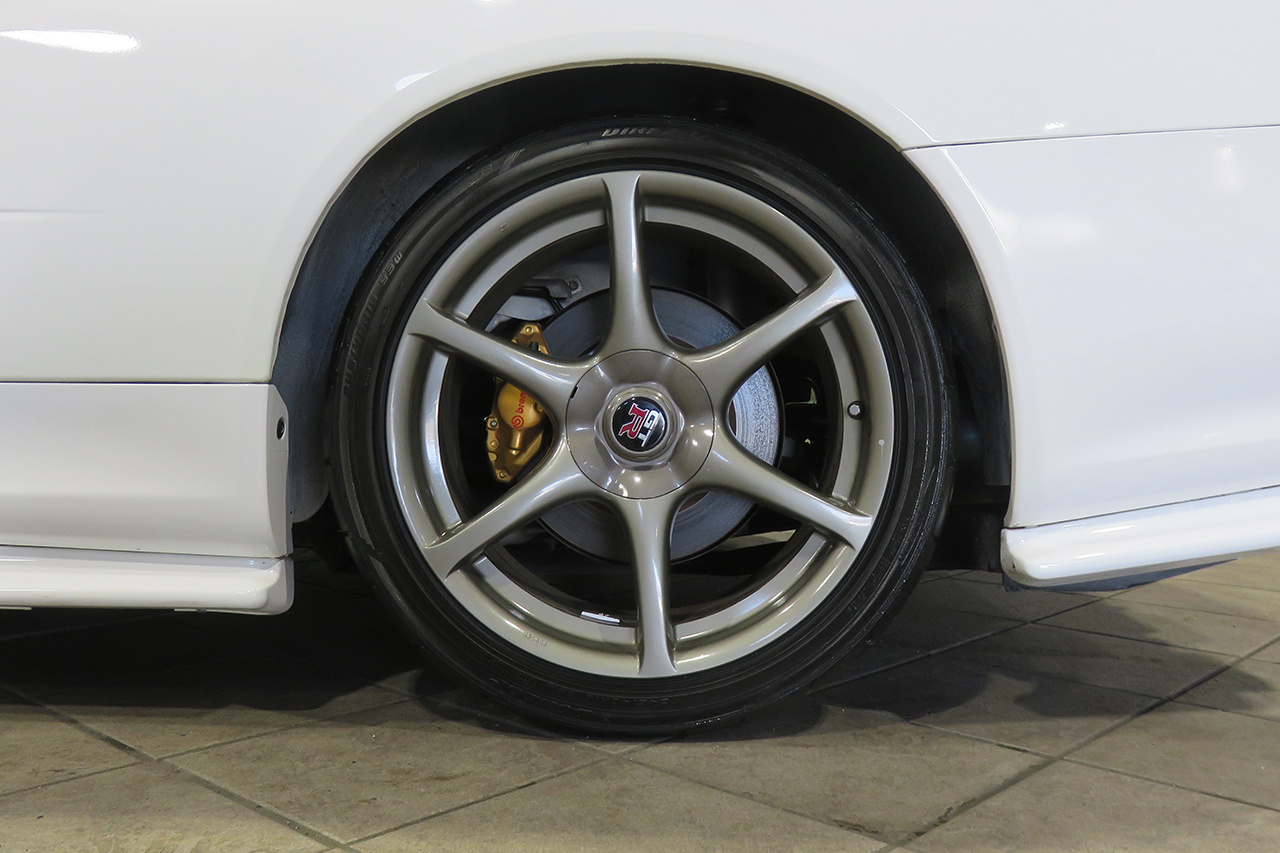 日産 スカイラインGT-R 