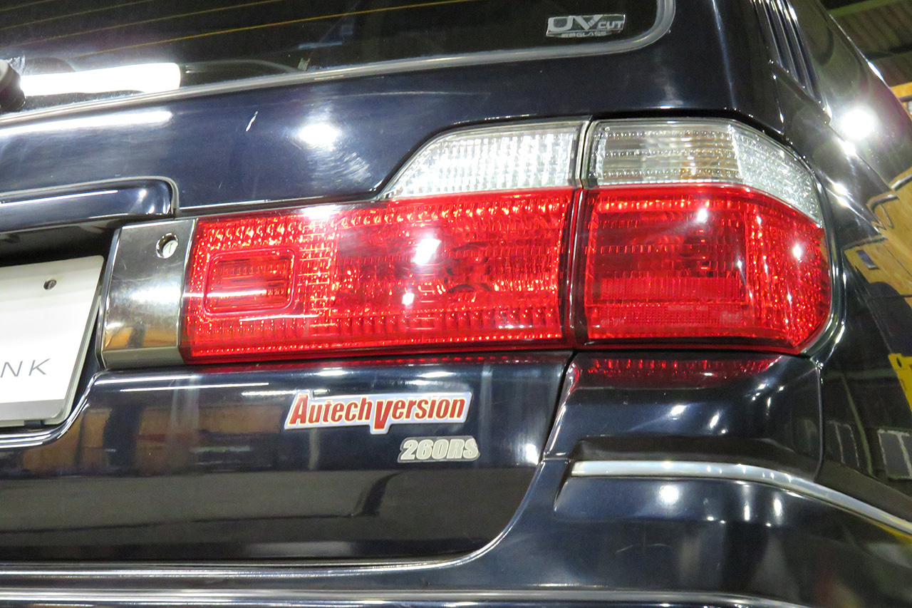 日産 ステージア オーテックVer 260RS