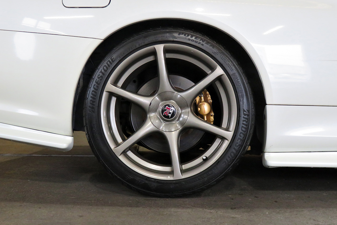 日産 スカイラインGT-R GT-R