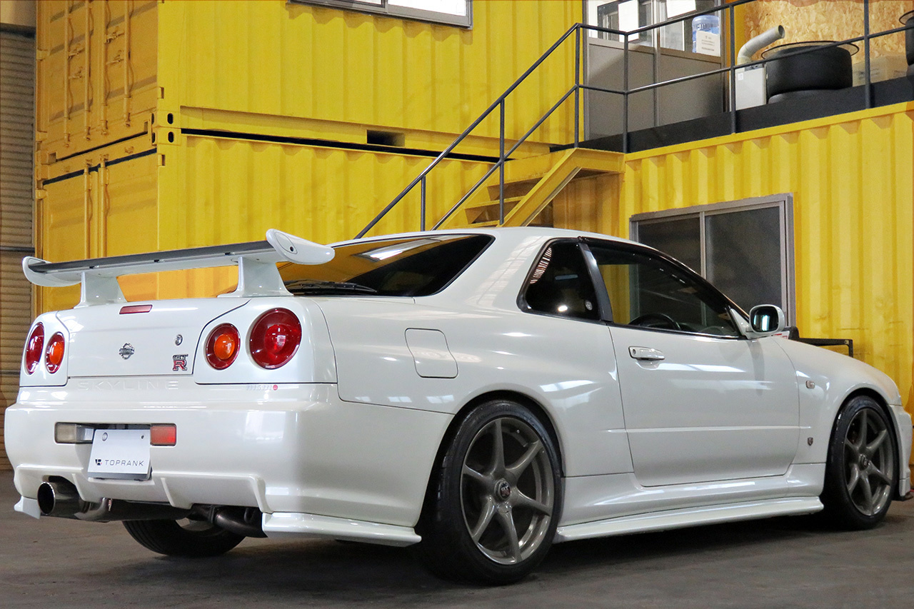 日産 スカイラインGT-R GT-R