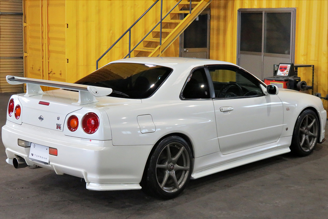 日産 スカイラインGT-R GT-R