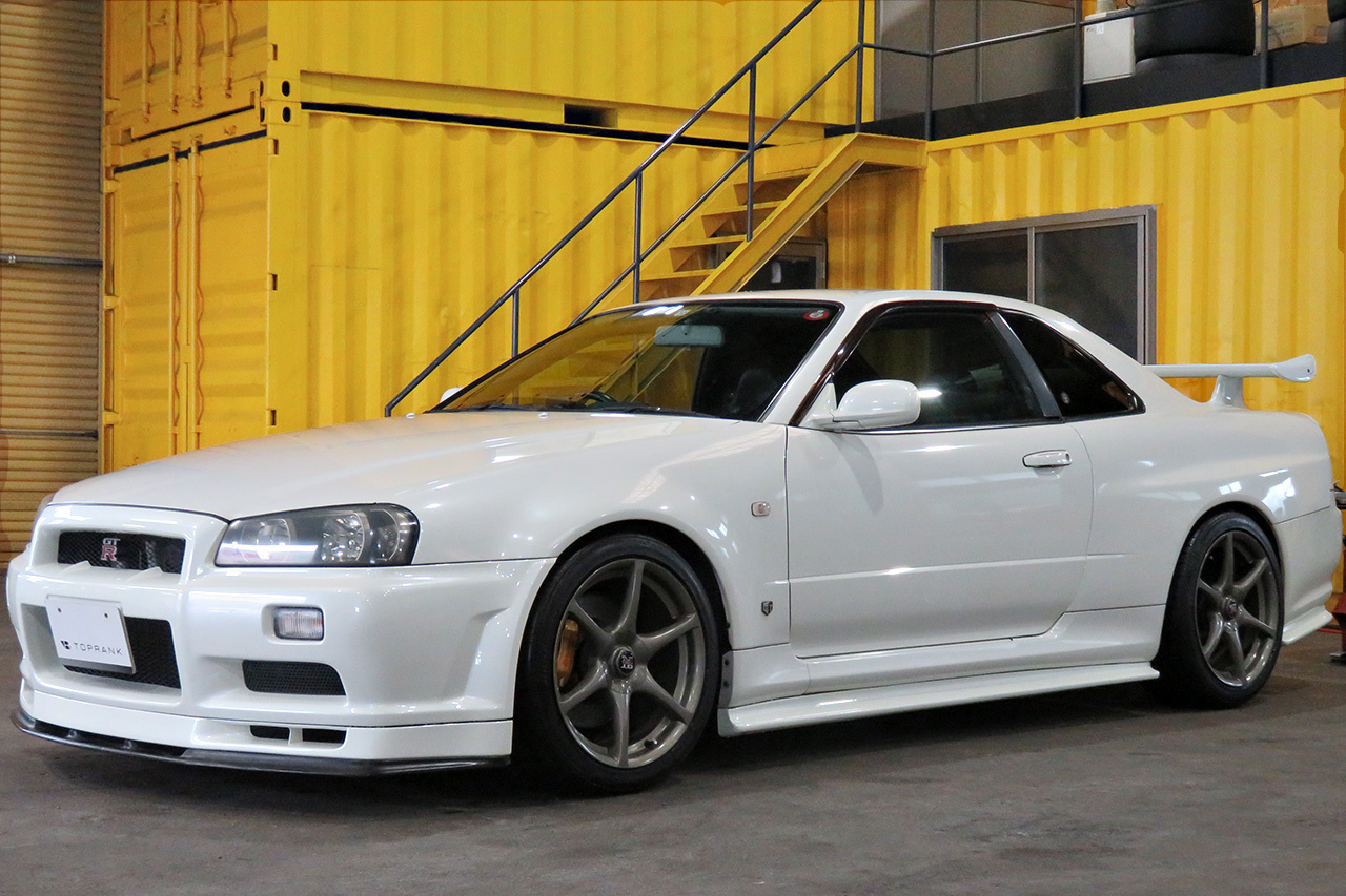 日産 スカイラインGT-R GT-R