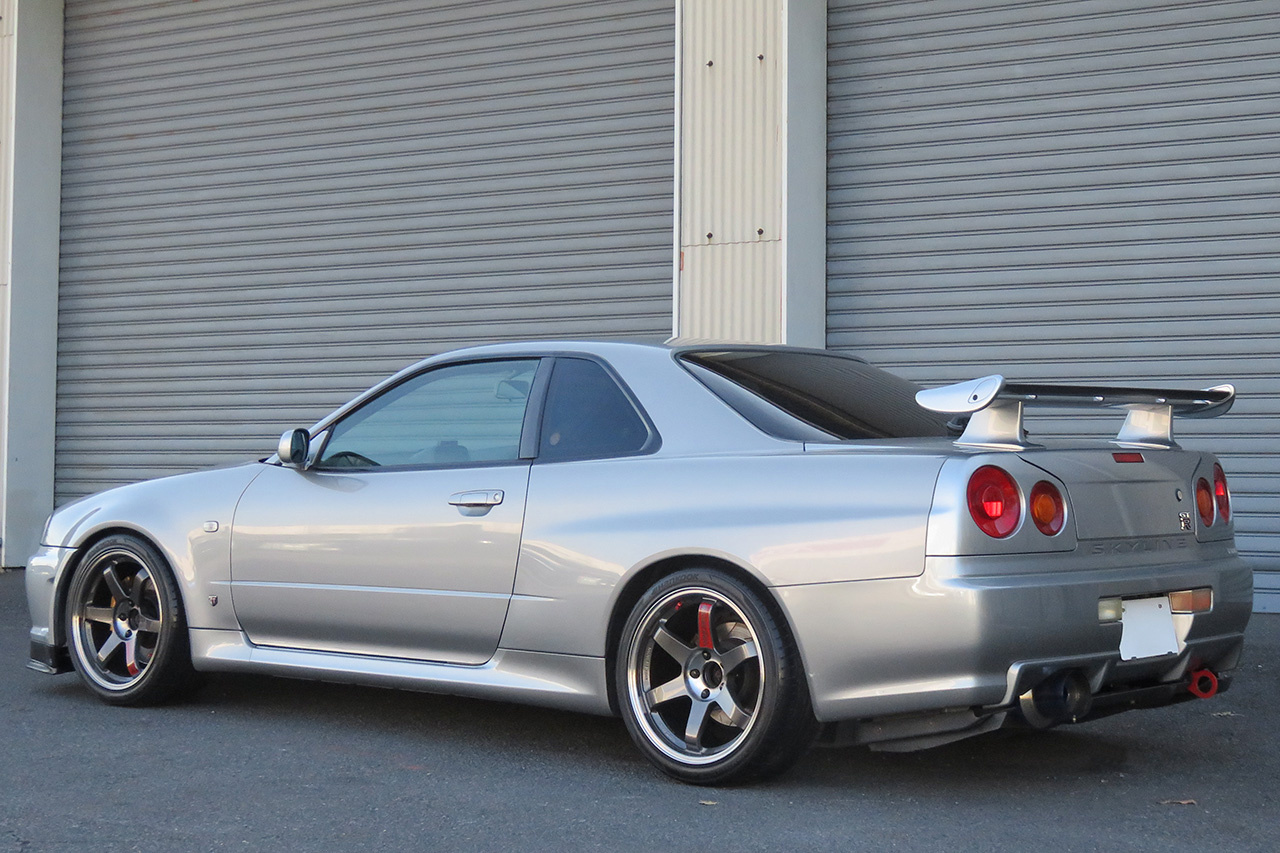 日産 スカイラインGT-R Vスペック