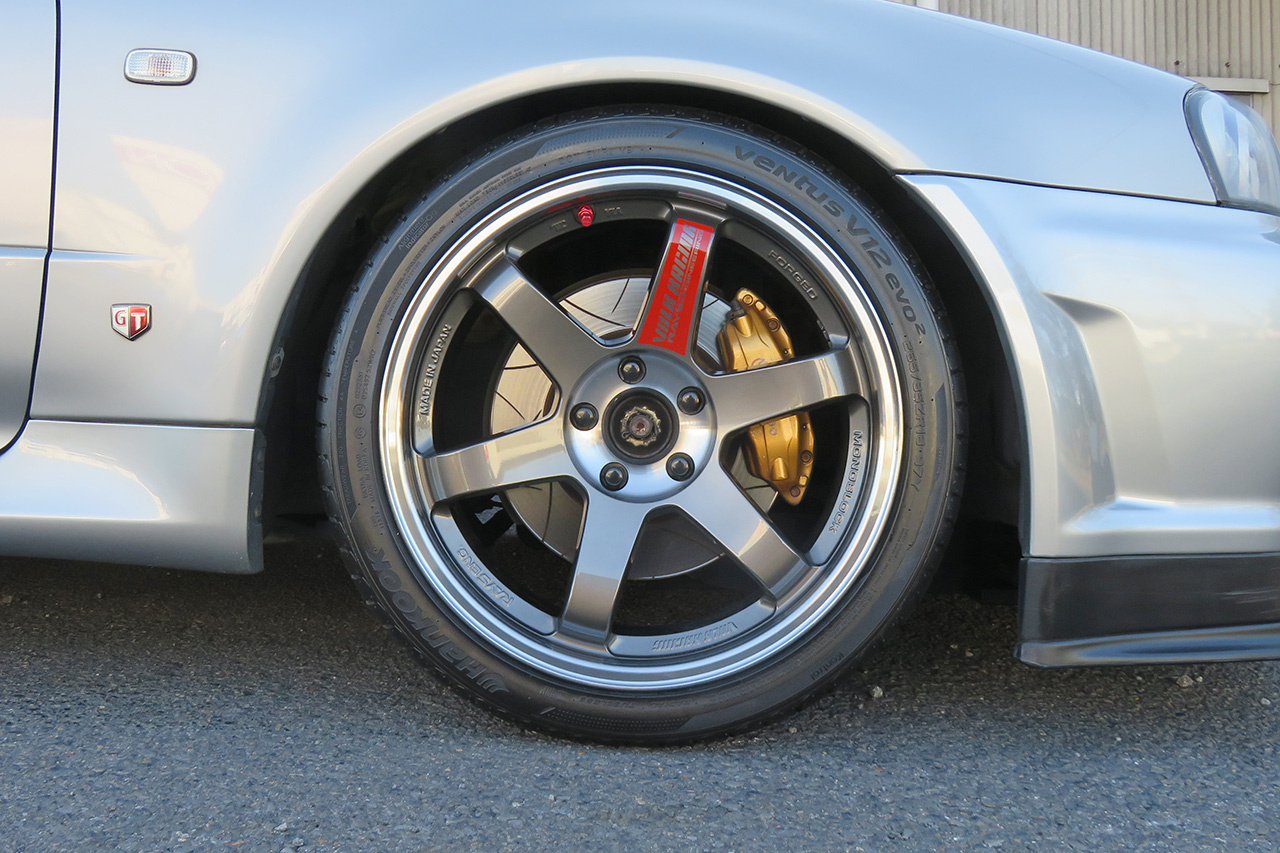 日産 スカイラインGT-R Vスペック