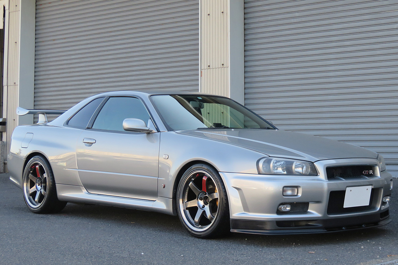 日産 スカイラインGT-R Vスペック