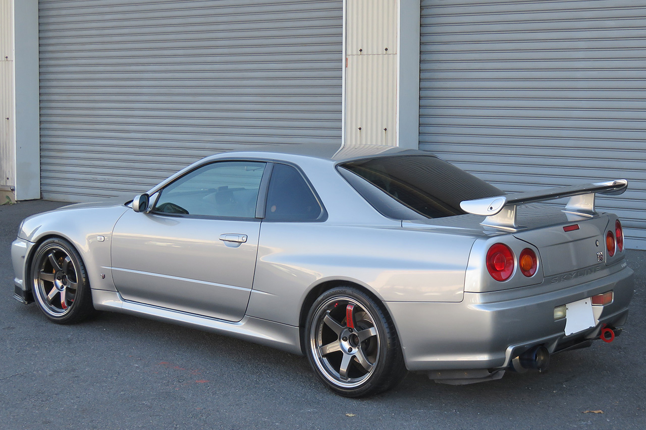 日産 スカイラインGT-R Vスペック