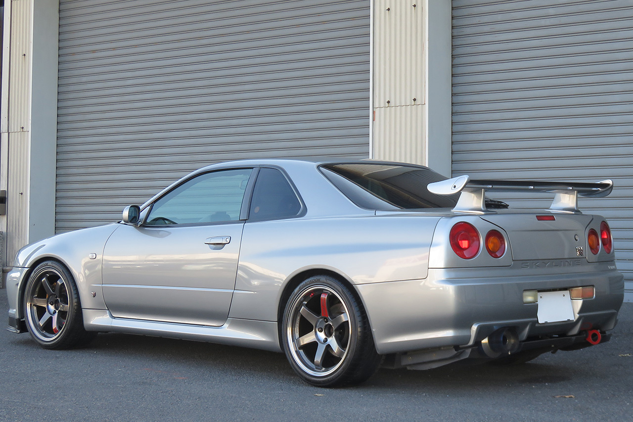 日産 スカイラインGT-R Vスペック