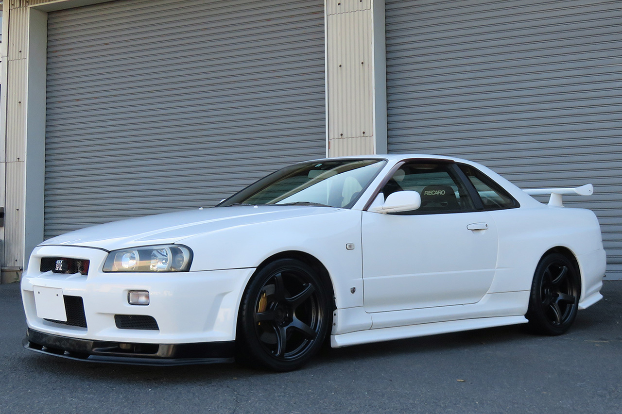 日産 スカイラインGT-R GT-R