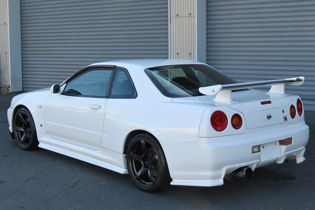日産 スカイラインGT-R GT-R