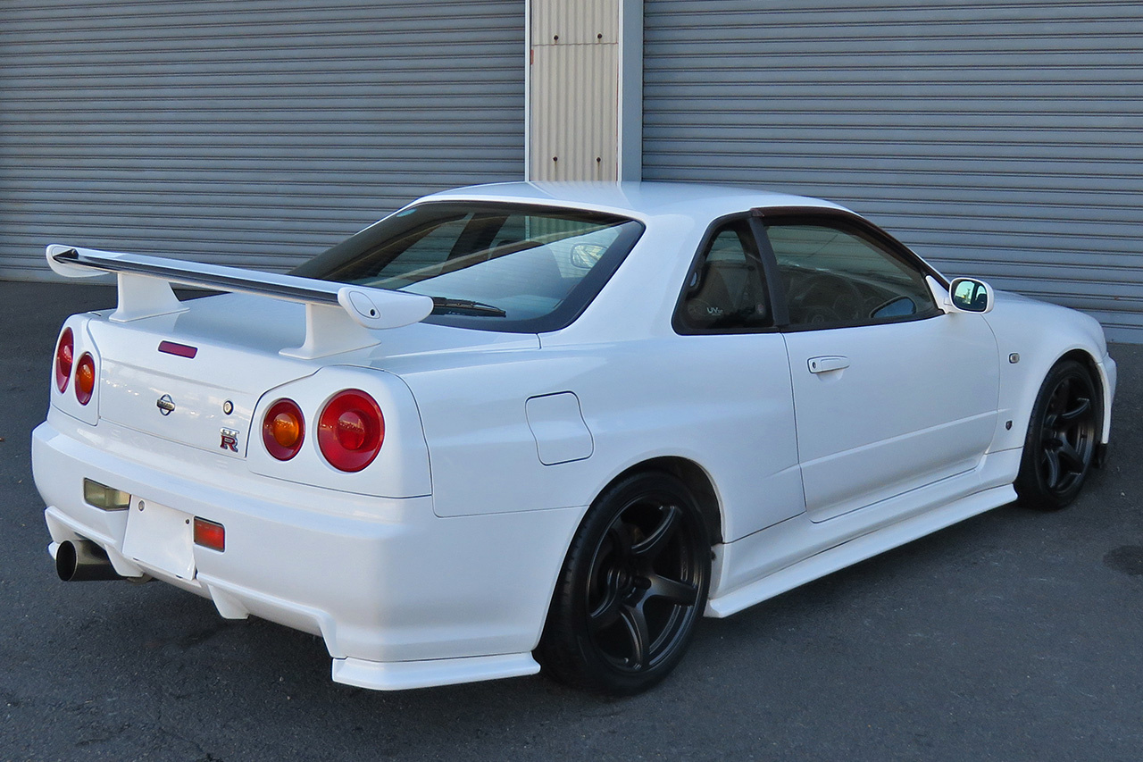 日産 スカイラインGT-R GT-R