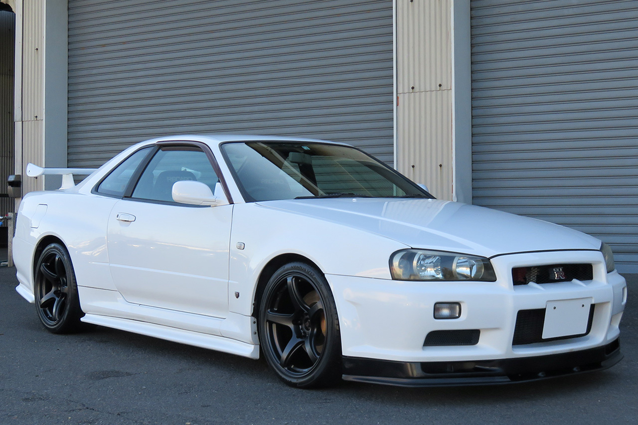 日産 スカイラインGT-R GT-R