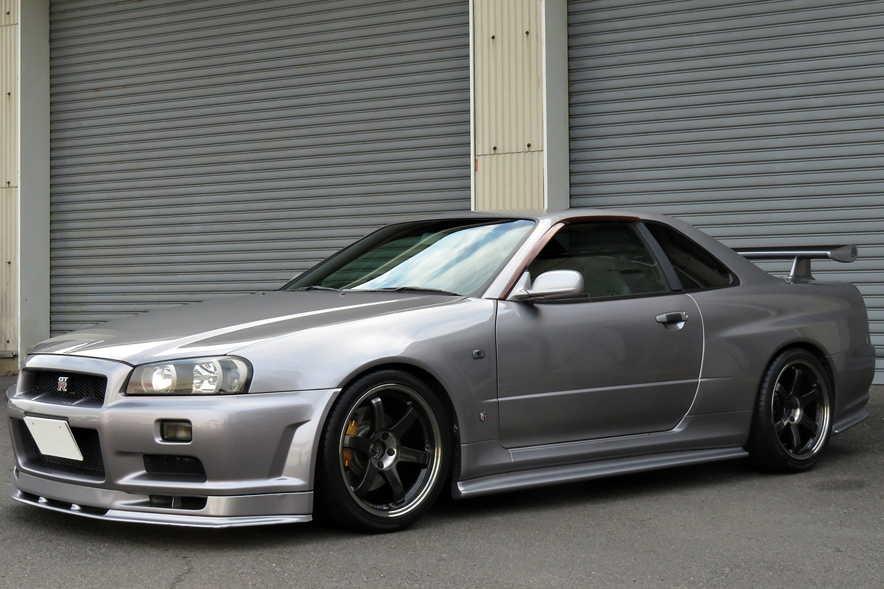 日産 スカイラインGT-R V-spec