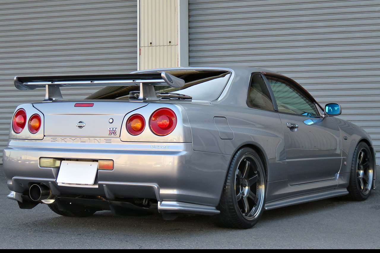 日産 スカイラインGT-R V-spec