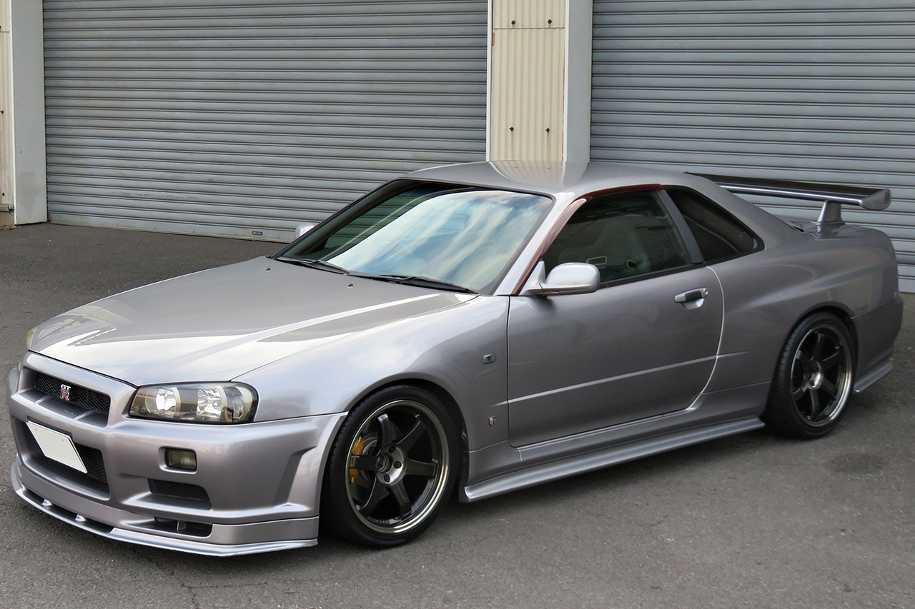 日産 スカイラインGT-R V-spec
