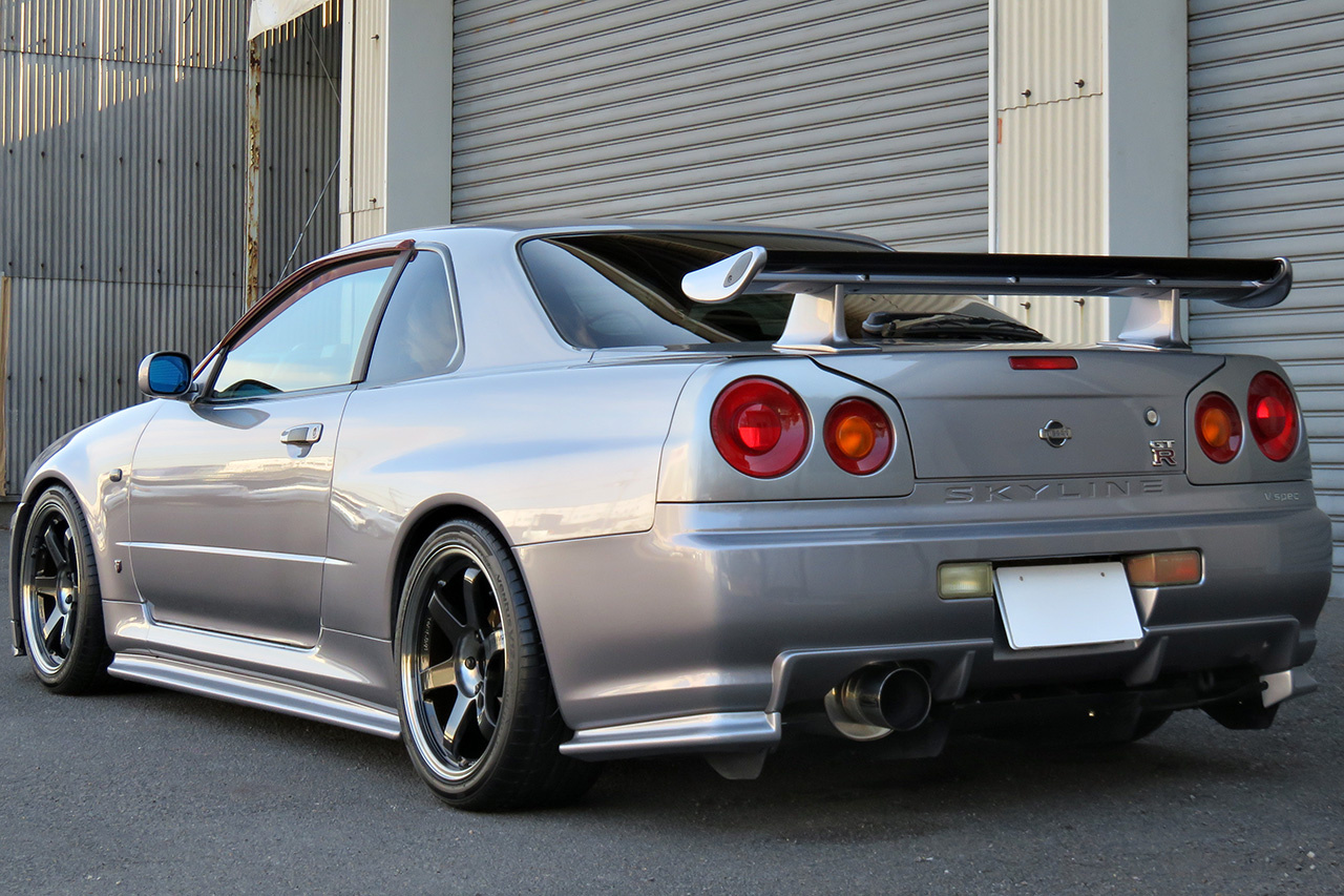 日産 スカイラインGT-R V-spec