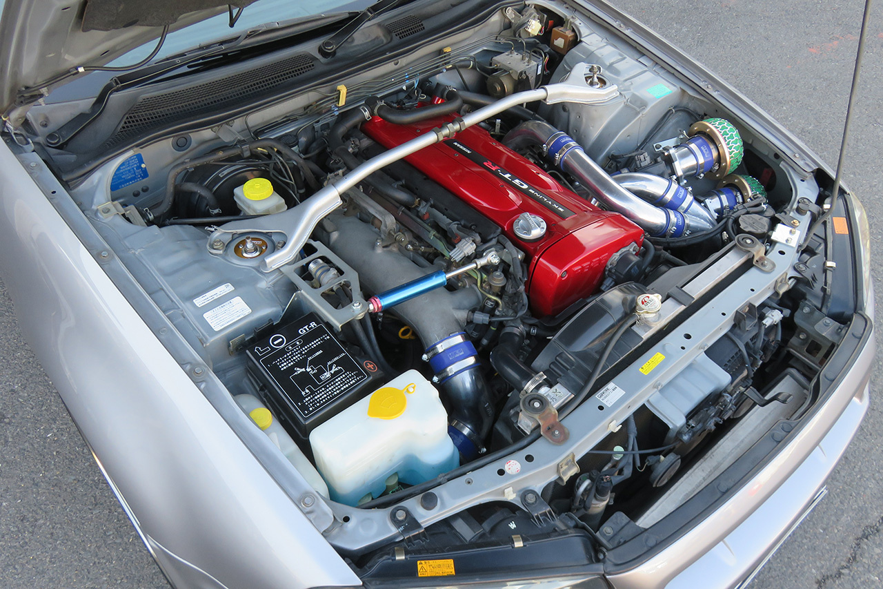 日産 スカイラインGT-R V-spec
