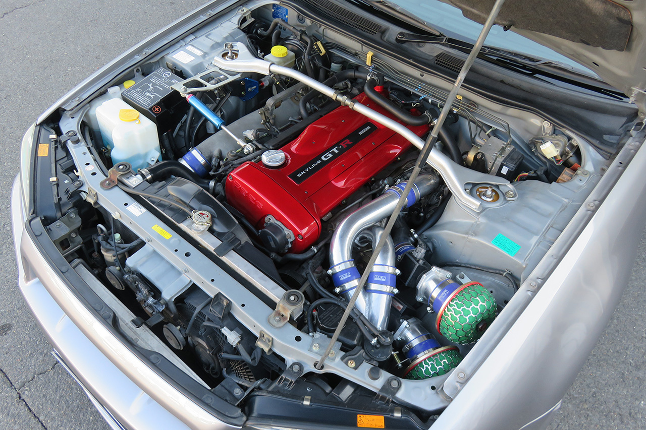 日産 スカイラインGT-R V-spec