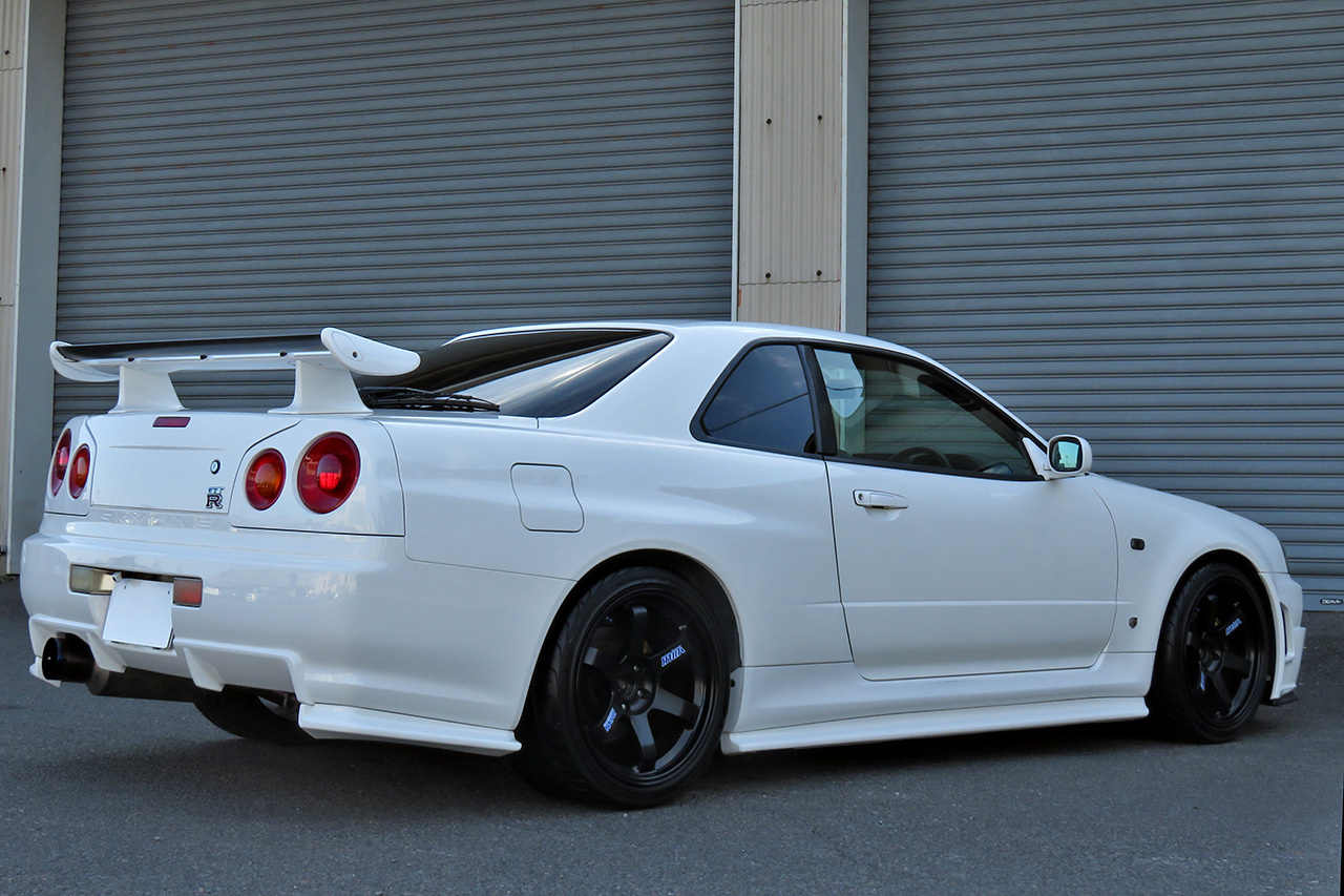 日産 スカイラインGT-R GT-R