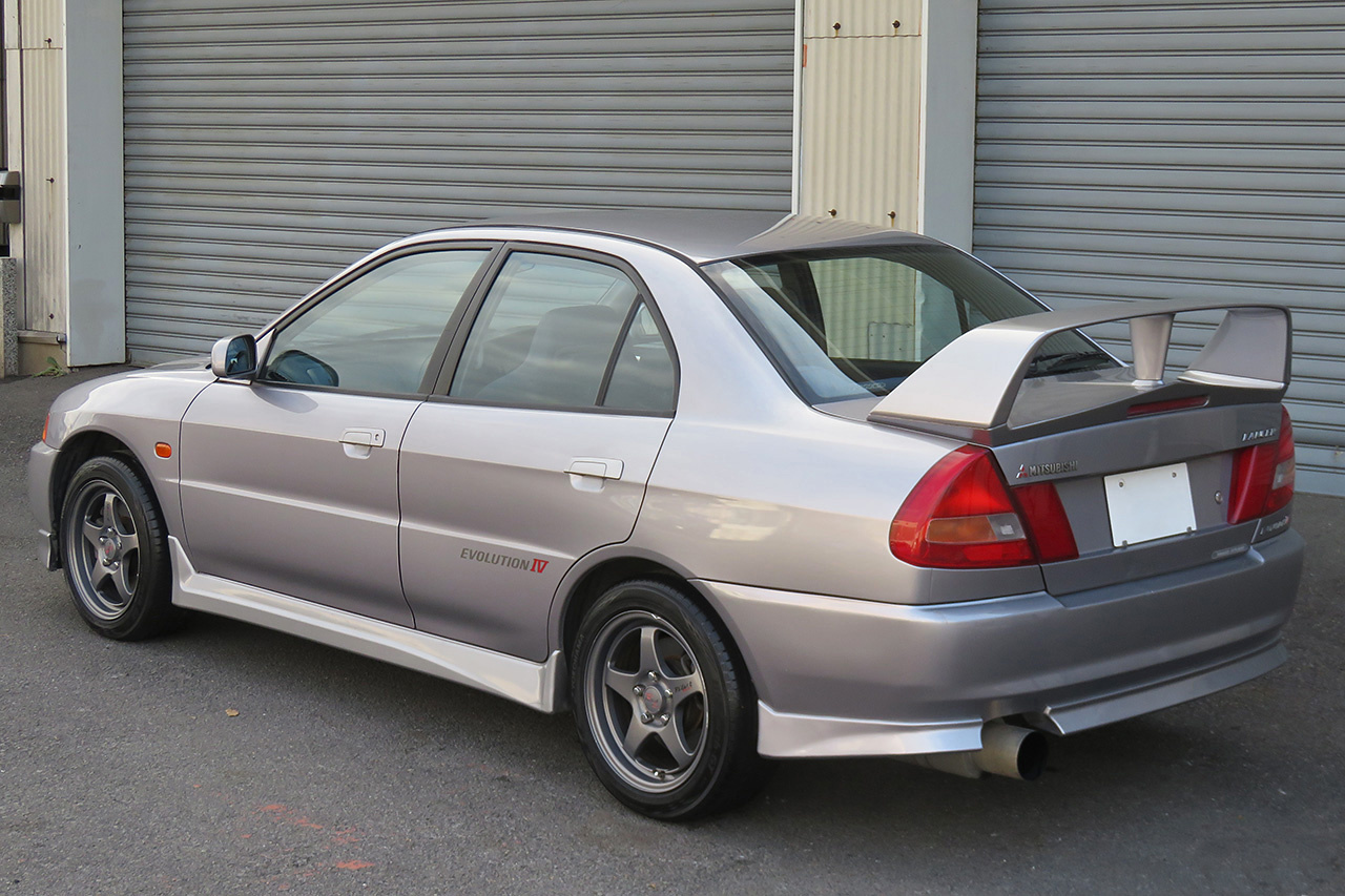 三菱 ランサーエボリューション GSR エボリューションⅣ