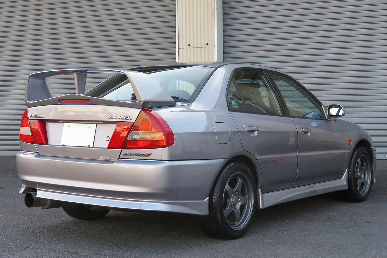 三菱 ランサーエボリューション GSR エボリューションⅣ
