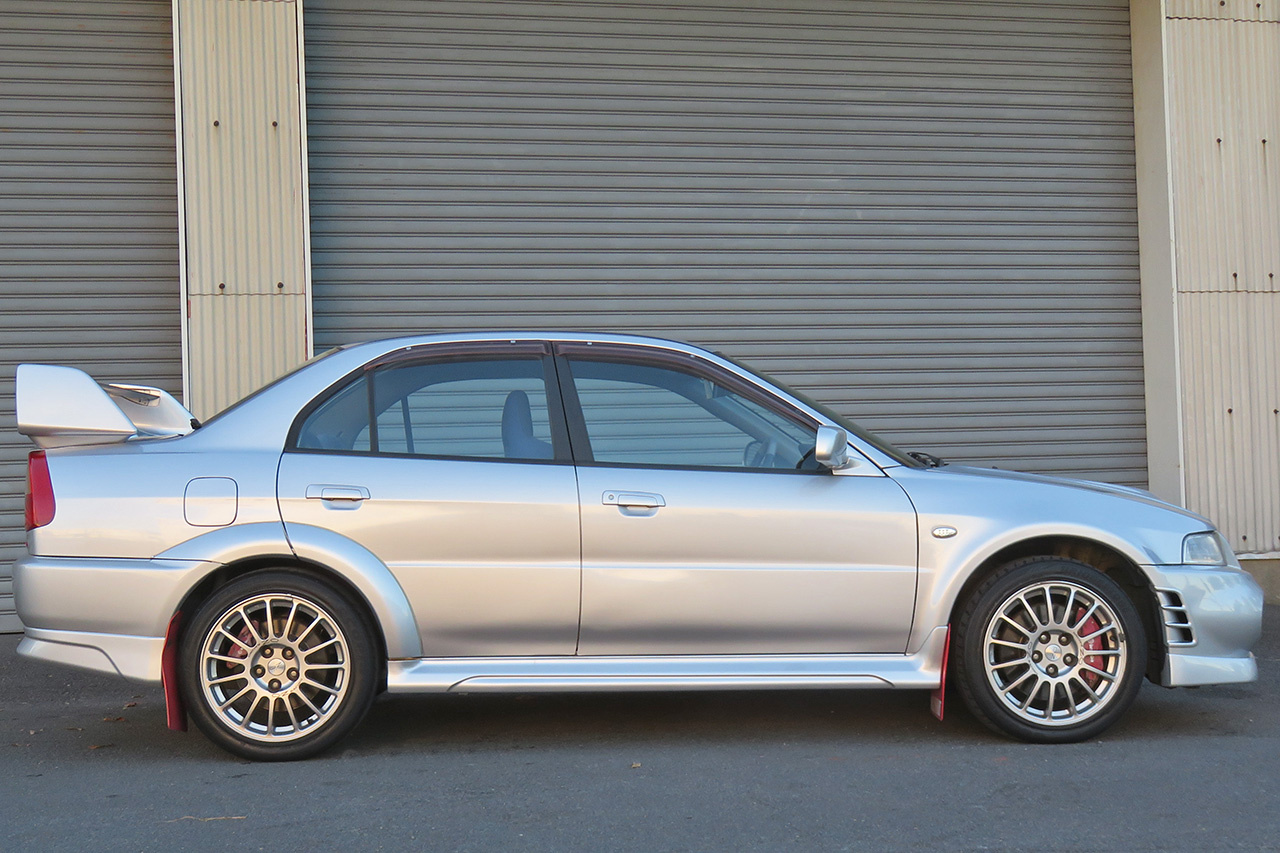 三菱 ランサーエボリューション GSR エボリューションⅥ