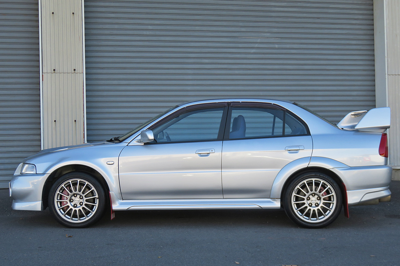 三菱 ランサーエボリューション GSR エボリューションⅥ