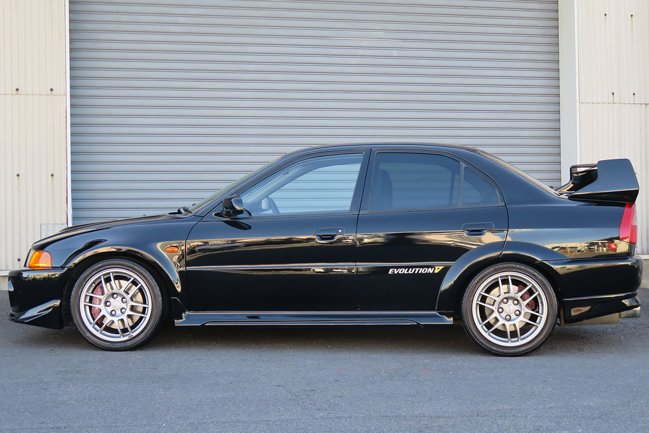 三菱 ランサーエボリューション GSR エボリューションⅤ