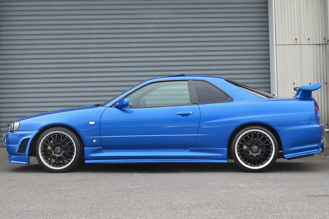 日産 スカイラインクーペ 25GT ターボ