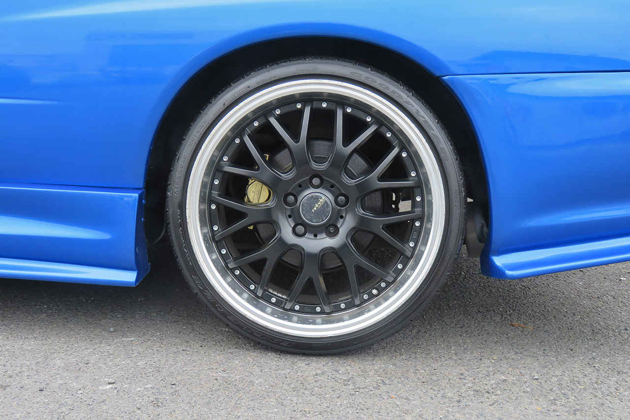 日産 スカイラインクーペ 25GT ターボ