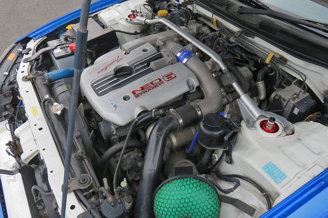 日産 スカイラインクーペ 25GT ターボ