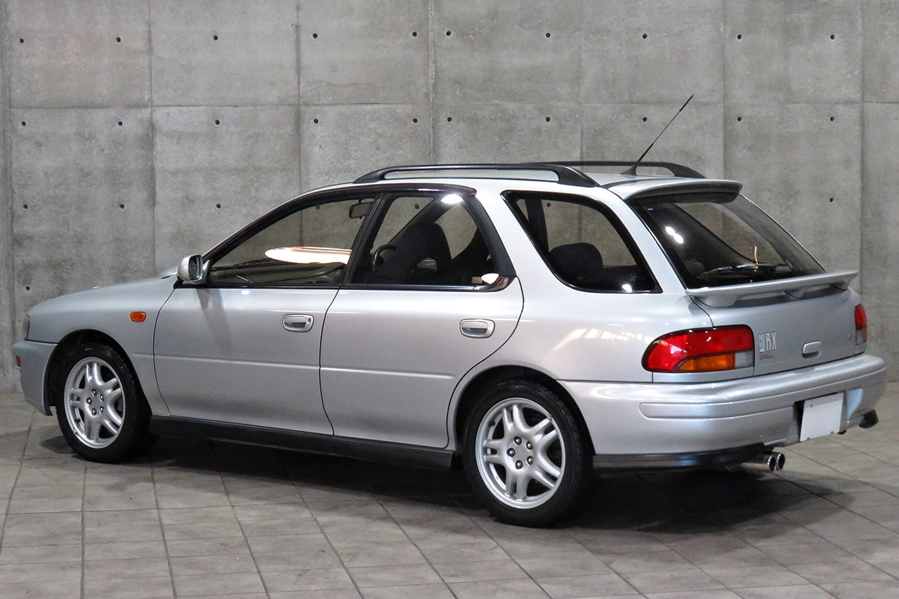 スバル インプレッサスポーツワゴン WRX