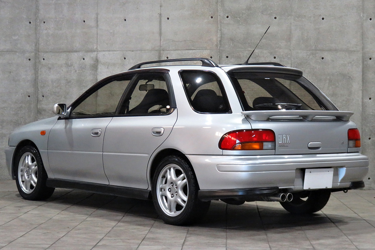 スバル インプレッサスポーツワゴン WRX