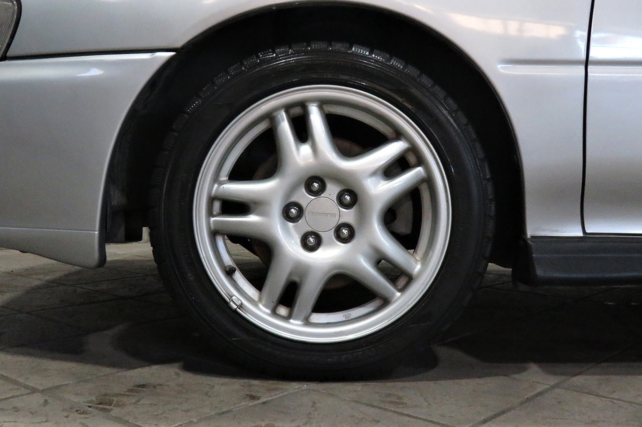 スバル インプレッサスポーツワゴン WRX