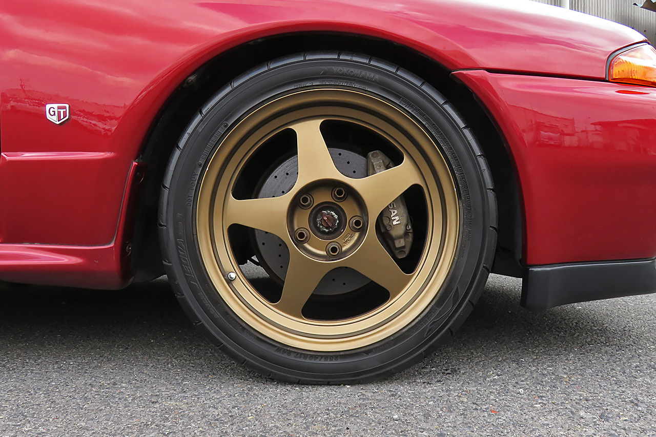 日産 スカイラインGT-R R32 GT-R