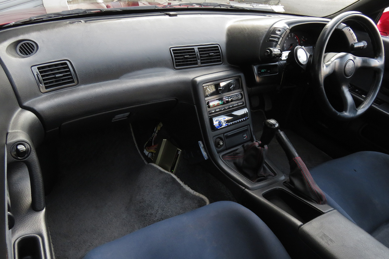 日産 スカイラインGT-R R32 GT-R