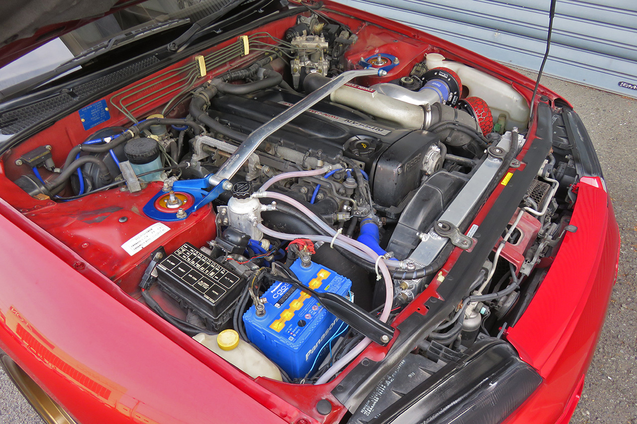 日産 スカイラインGT-R R32 GT-R