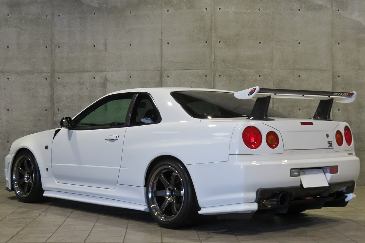 日産 スカイラインGT-R V-spec