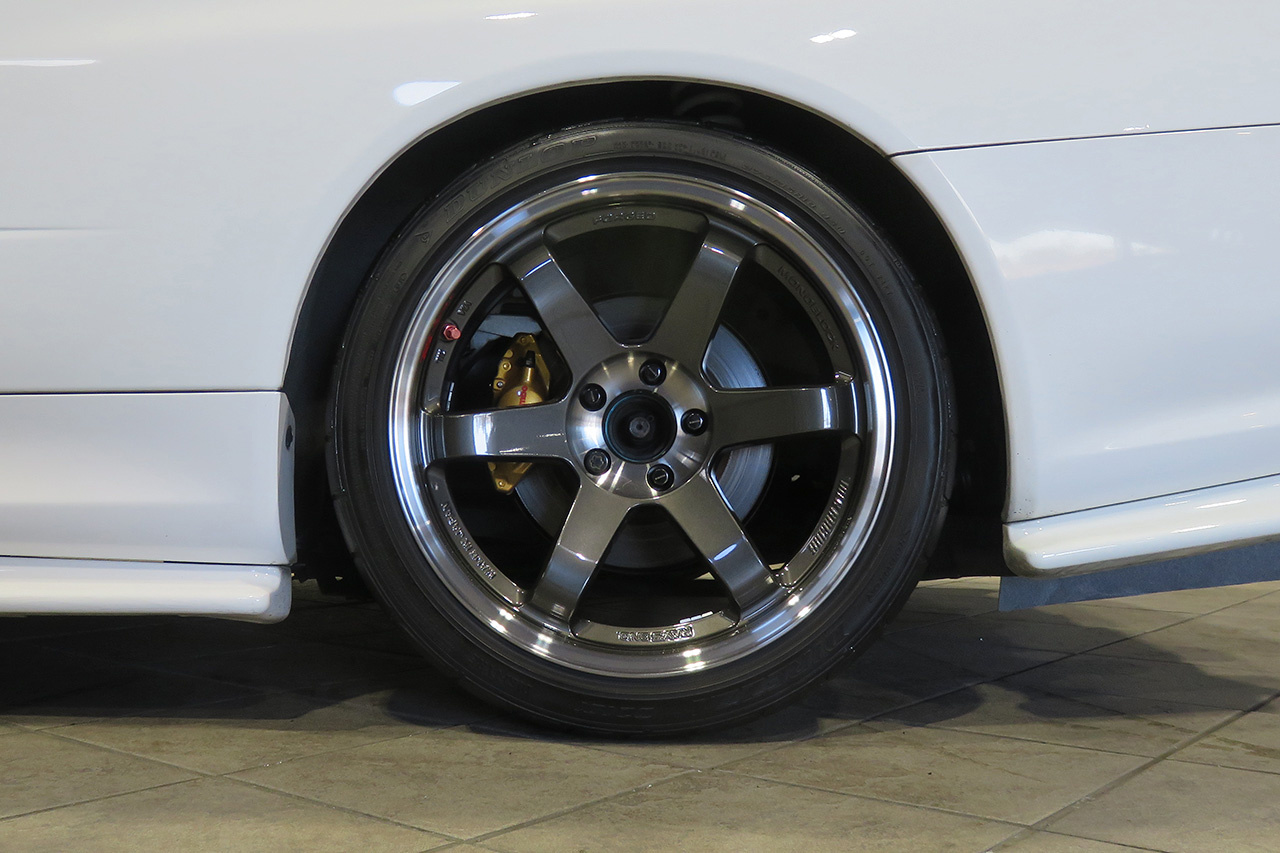 日産 スカイラインGT-R V-spec