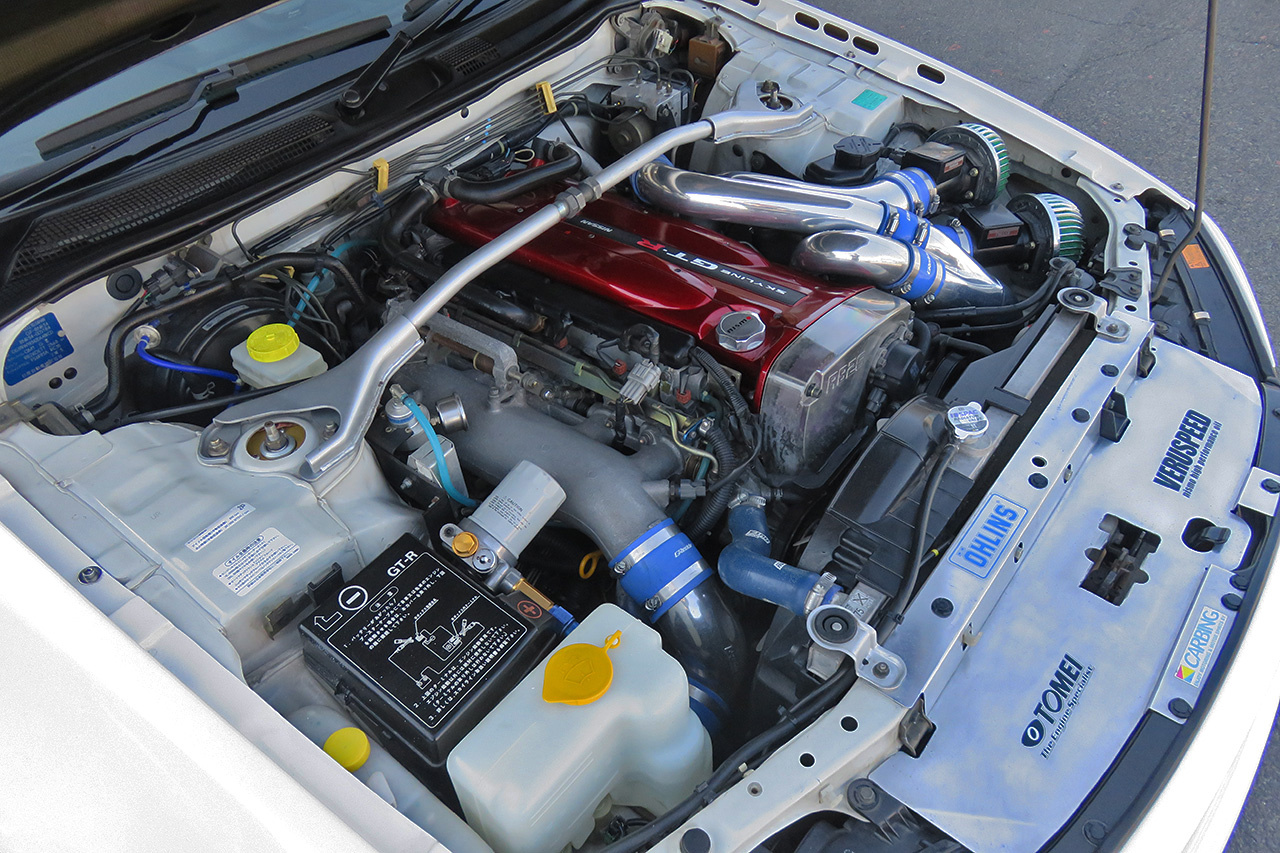 日産 スカイラインGT-R V-spec