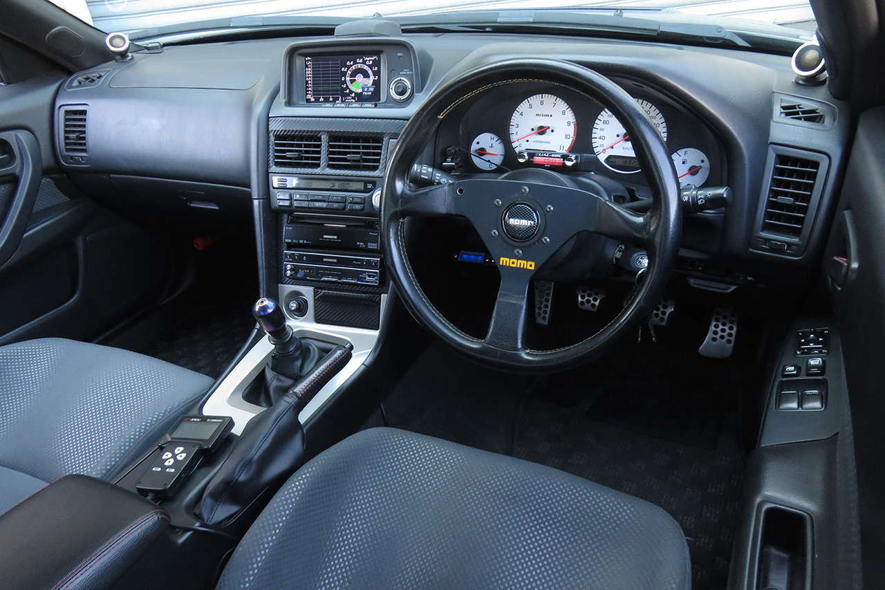日産 スカイラインGT-R V-spec