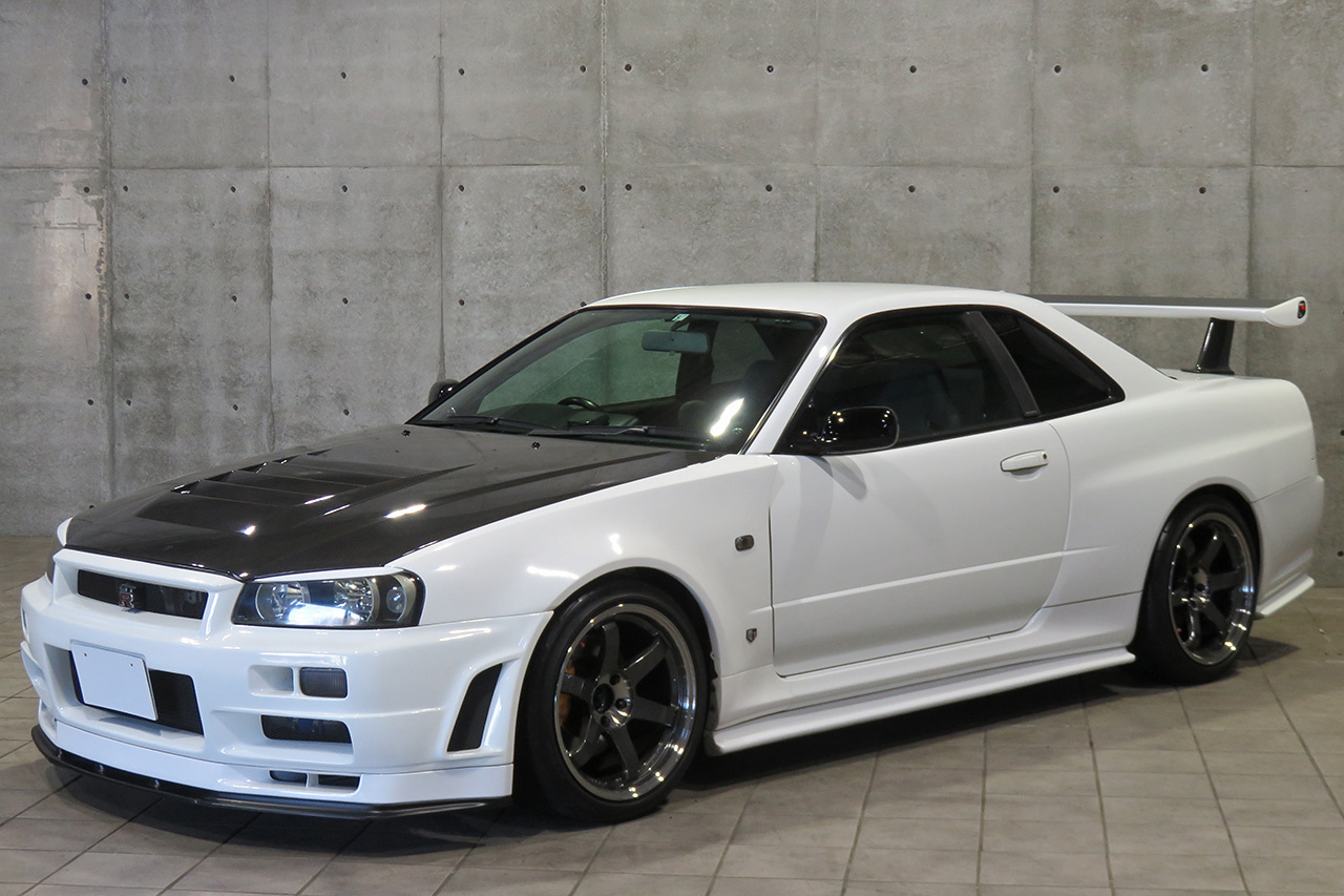日産 スカイラインGT-R V-spec