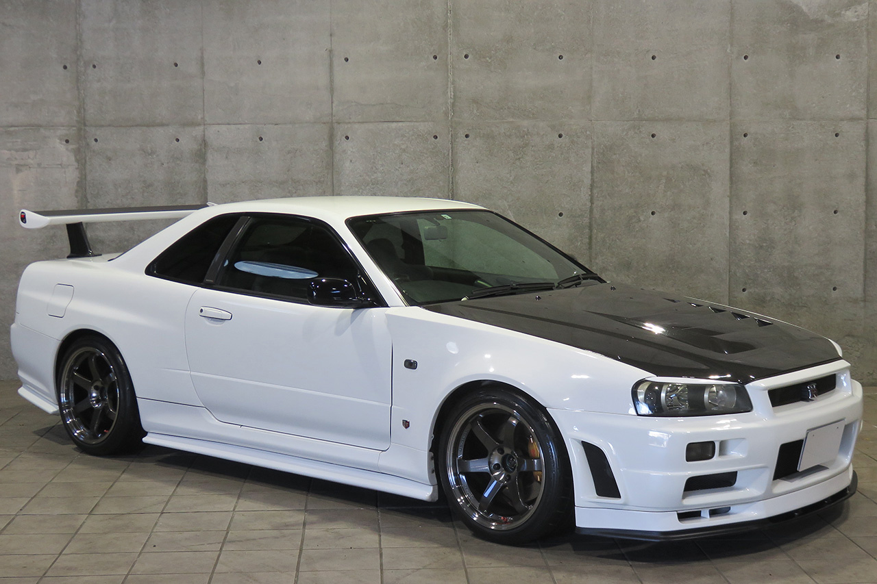 日産 スカイラインGT-R V-spec